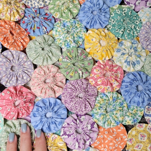 Antique Retro Handmade Quilt Yoyo Fun Cartoon Coloful Collectible 60"x24 - Picture 3 of 3